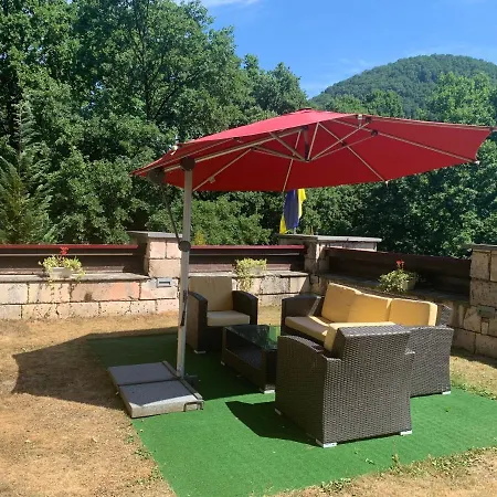 вогняна саламандра Appartement Saján