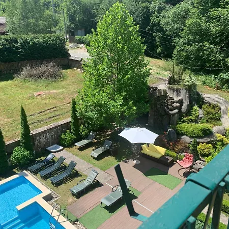 вогняна саламандра Appartement Saján