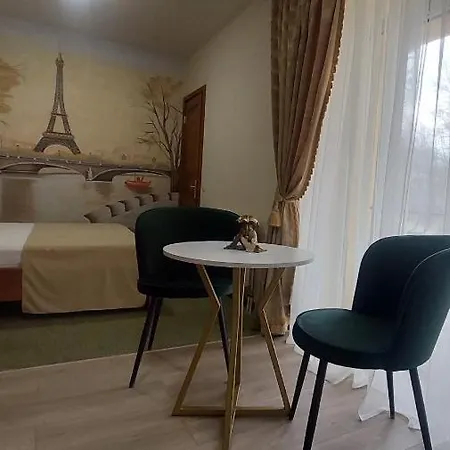 вогняна саламандра Apartment Shaian